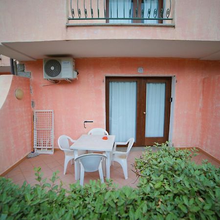 Aparthotel Il Borgo Di Badesi Exterior foto