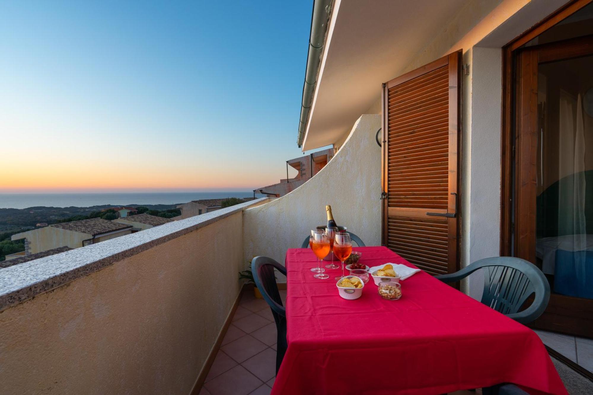 Aparthotel Il Borgo Di Badesi Exterior foto