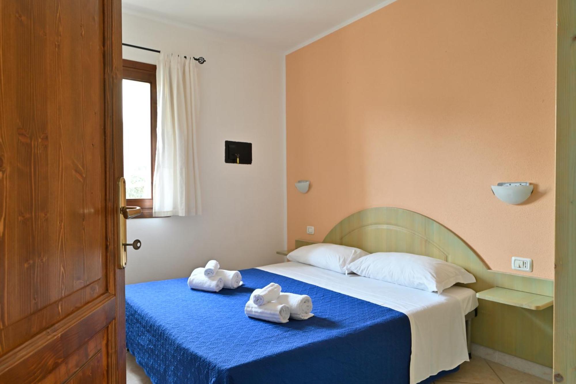 Aparthotel Il Borgo Di Badesi Exterior foto