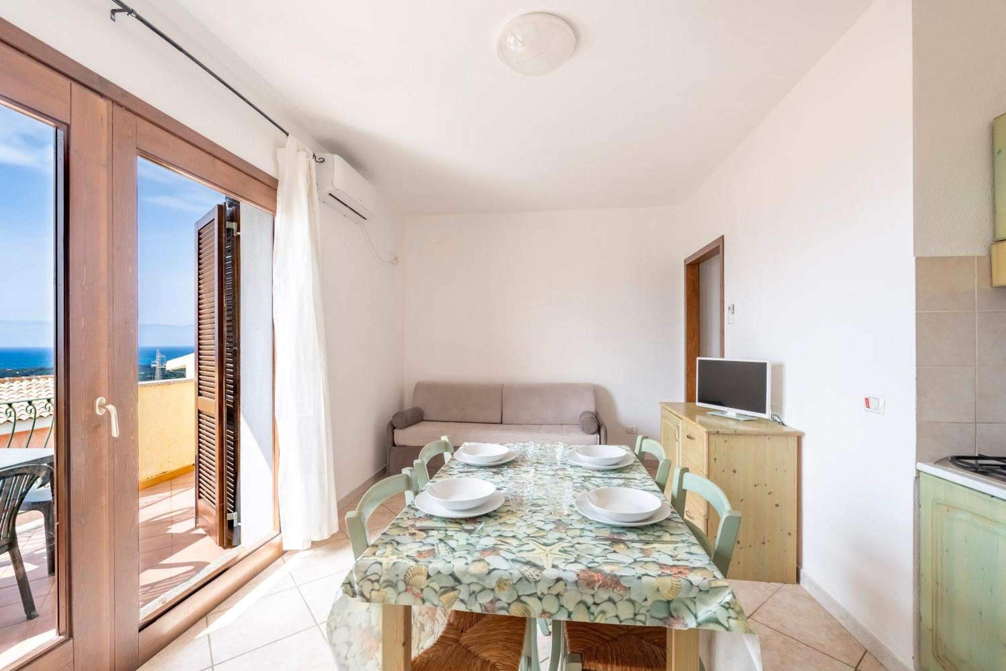 Aparthotel Il Borgo Di Badesi Exterior foto